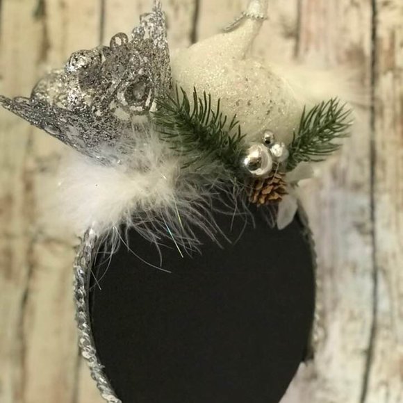 Christmas White Swan Headband, White Christmas Headpiece, Princess Tiara - Picture 4 of 16